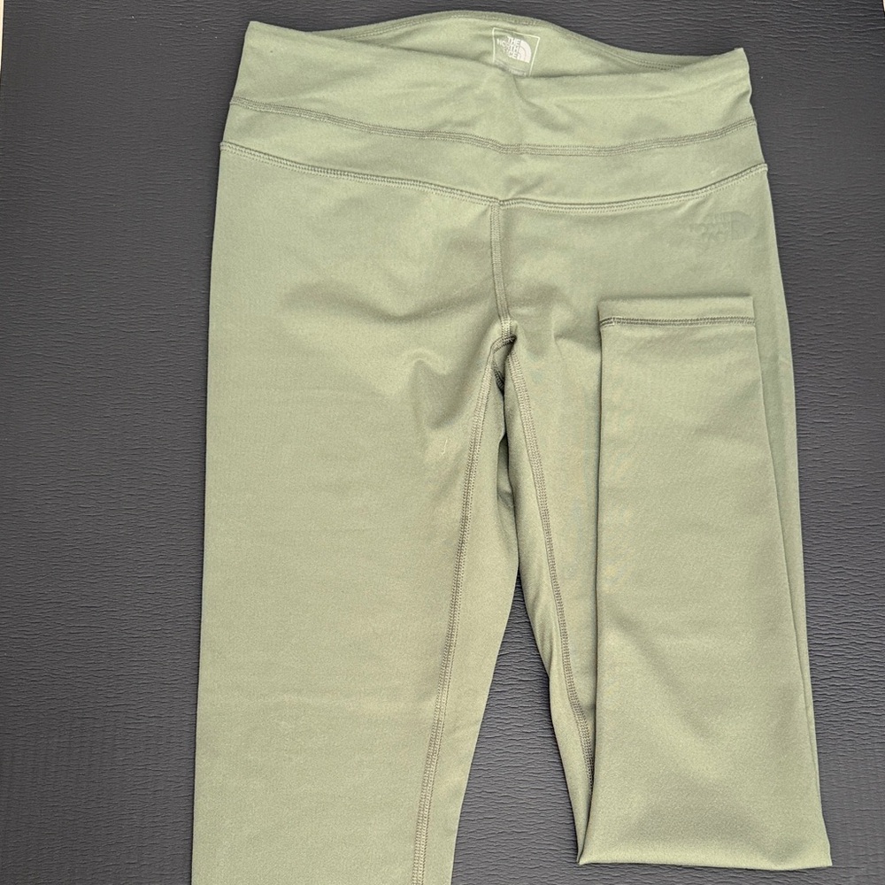 Like New Sz M The North Face Army Green Leggings